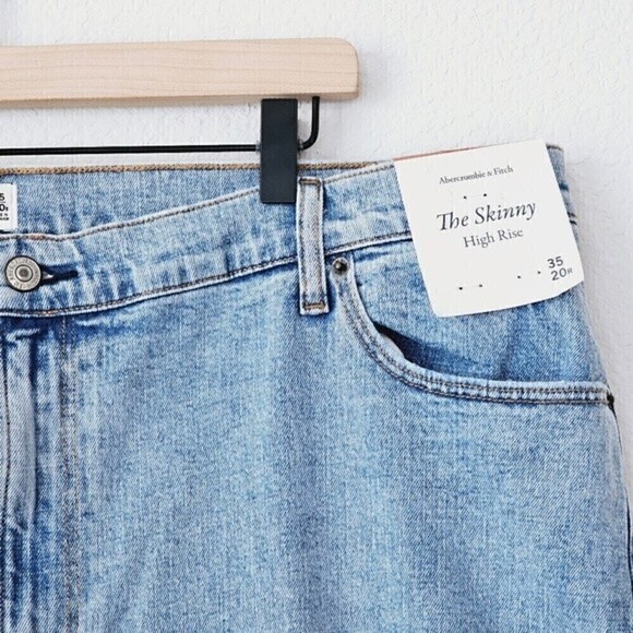 New! Abercrombie and Fitch The Skinny High Rise Jean Distressed Ripped Jeans - Picture 6 of 13